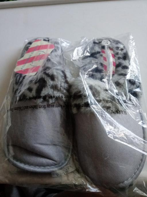 Buy & Sell Horncastle East Lindsey - Photos for new pair of ladies mule slippers size 5/6