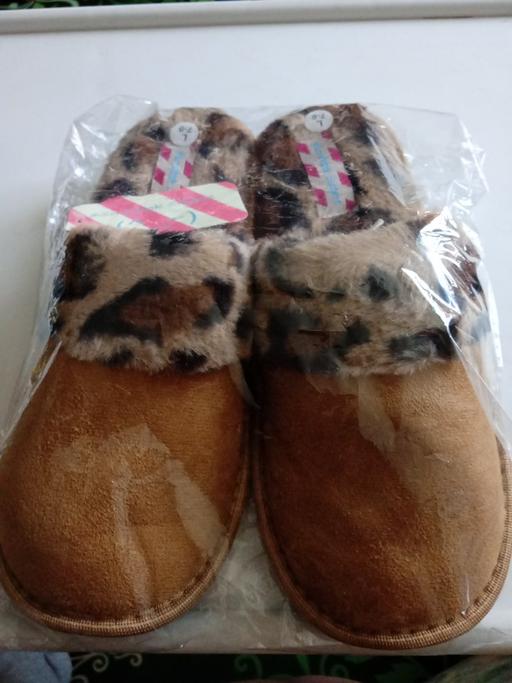 Buy & Sell Horncastle East Lindsey - Photos for new pair of ladies mule slippers size 7/8