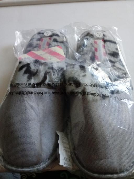 Buy & Sell Horncastle East Lindsey - Photos for new pair of ladies mule slippers size 7/8