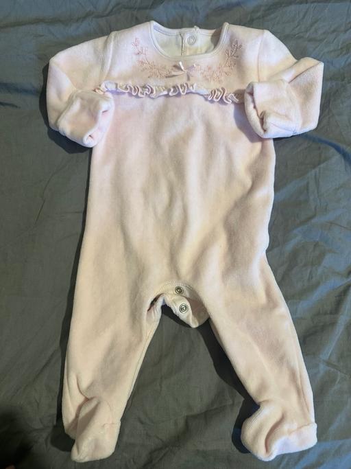Buy & Sell Oldbury Sandwell - Photos for Pink baby grow