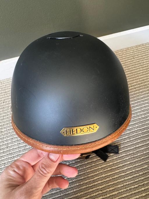 Buy & Sell Barbican Central London - Photos for Hedon bicycle helmet
