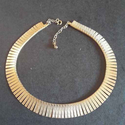 Buy & Sell Preston South Ribble - Photos for GOLDTONE NECKLACE
