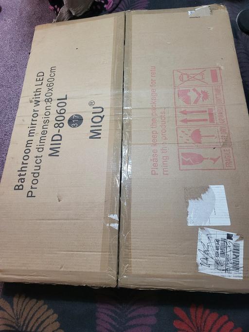 Buy & Sell Healey Rochdale - Photos for MIQU bathroom mirror with LED lighting