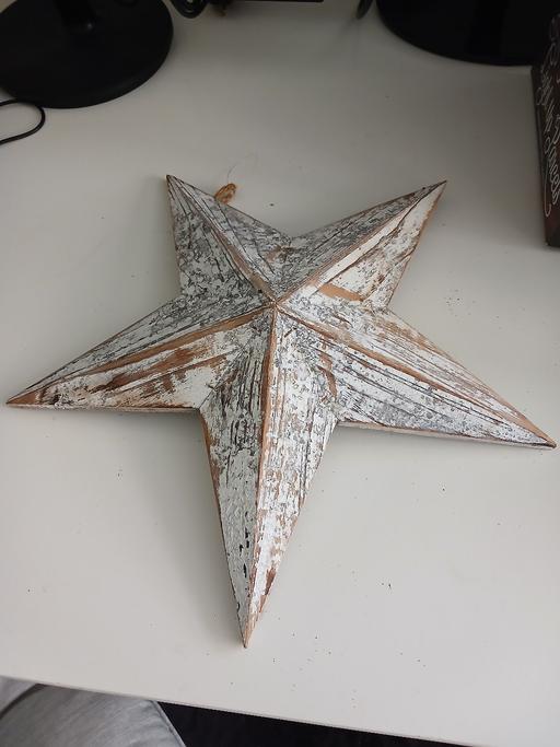 Buy & Sell Oxley Wolverhampton - Photos for LARGE wooden star