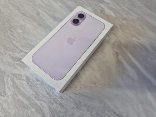 Buy & Sell Batley Kirklees - Photos for Apple iPhone 17 256GB Lavender SEALED
