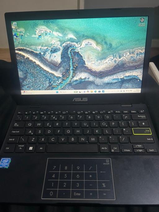 Buy & Sell Lower Clapton East London - Photos for Asus laptop