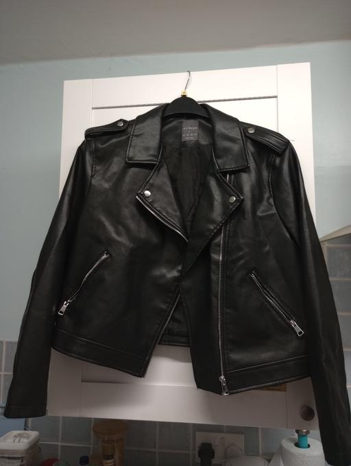 Buy & Sell Rednal Birmingham - Photos for Ladies Faux leather jacket