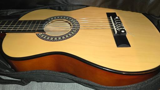 Buy & Sell Croydon Croydon - Photos for Childs Guitar (new)
