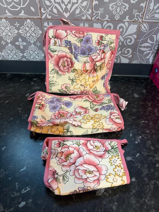 Buy & Sell Stechford Birmingham - Photos for Cosmetic bags x3