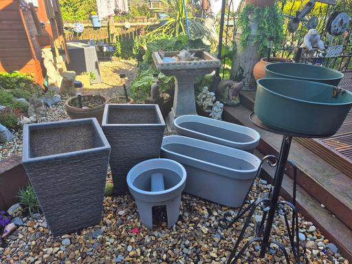 Buy & Sell Hasbury Dudley - Photos for 7 x Garden Planters