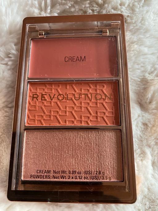 Buy & Sell Weoley Castle Birmingham - Photos for Revolution brand-new icon blush