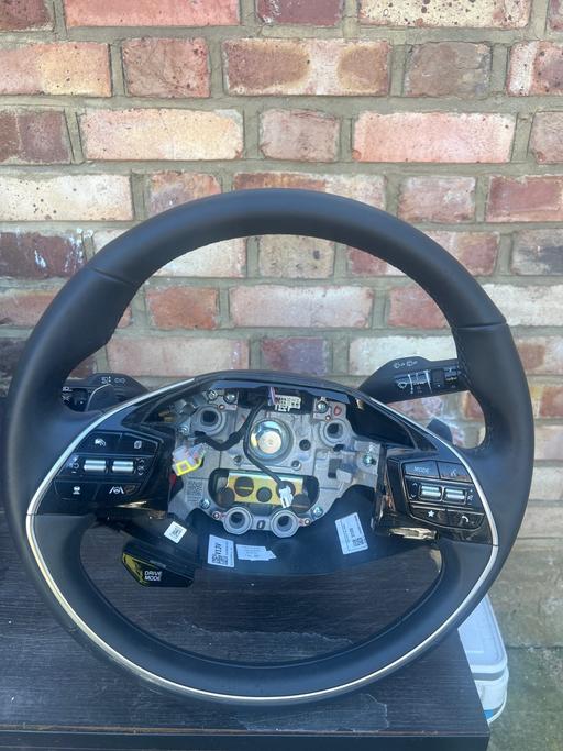 Vehicles Thornton Heath Croydon - Photos for Kia Niro 2022 -