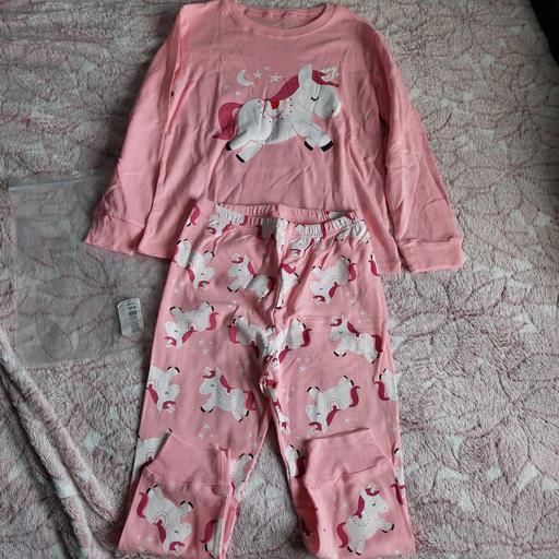 Buy & Sell Ocker Hill Sandwell - Photos for girls unicorn pyjamas 6-7yr new pink