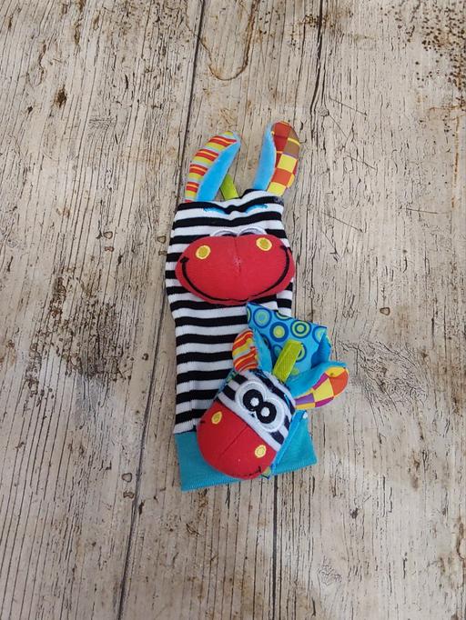 Buy & Sell Harlow Town Centre Harlow - Photos for Baby's sensory sock and wrist link 3.50