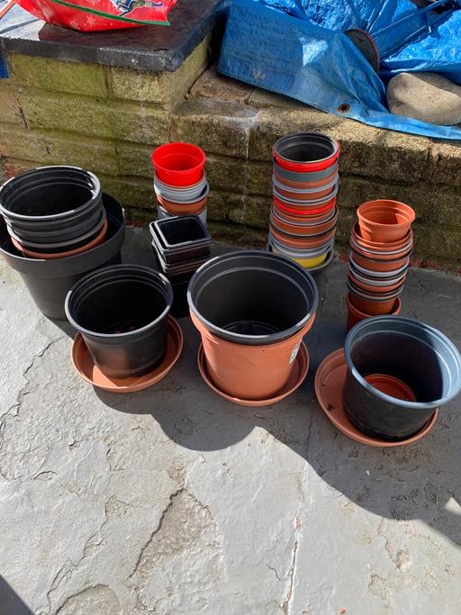 Buy & Sell Leamore Walsall - Photos for Assorted size plastic plant pots