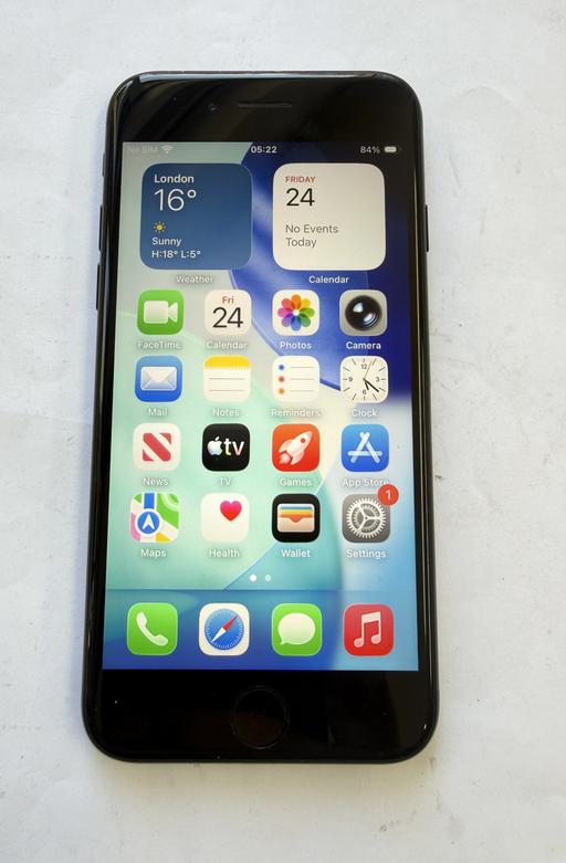 Buy & Sell Highams Park East London - Photos for Apple iPhone SE 2020 64GB Battery Health 80%