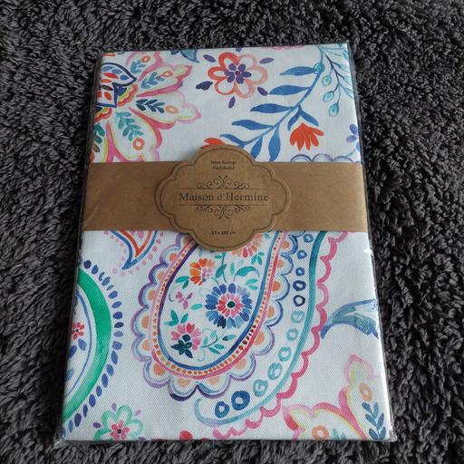 Buy & Sell Ocker Hill Sandwell - Photos for table runner new x 1