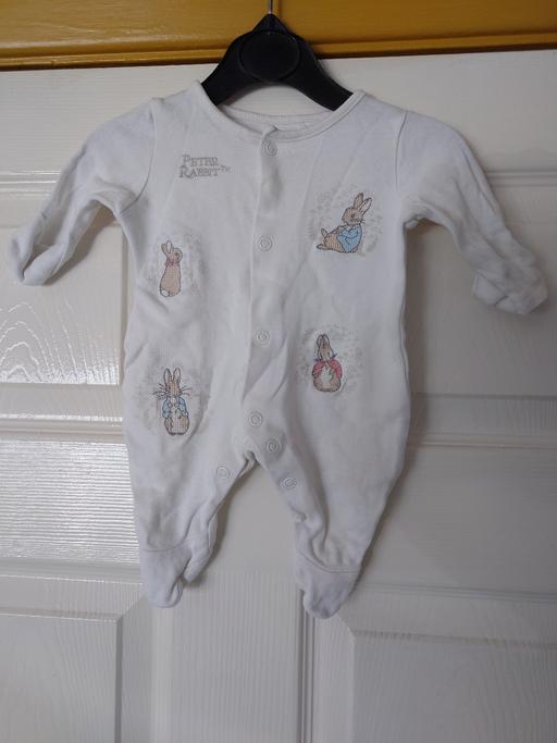 Buy & Sell Woodthorpe Charnwood - Photos for Babies Peter rabbit sleepsuit size newborn