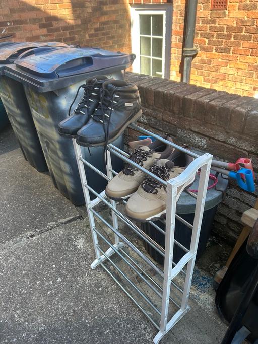 Buy & Sell Quinton Birmingham - Photos for Shoes stand