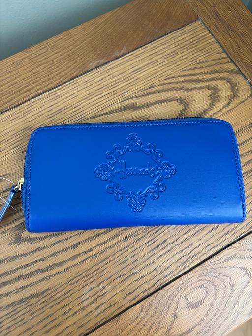 Buy & Sell Yardley Birmingham - Photos for Harrods blue purse