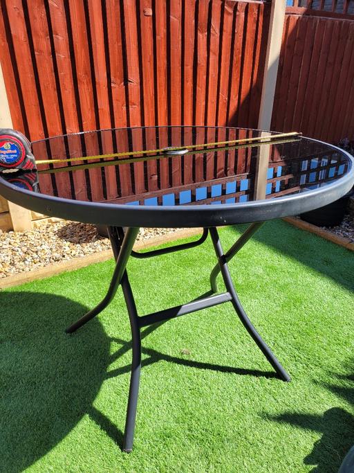 Buy & Sell Rowley Regis Sandwell - Photos for round glass garden table