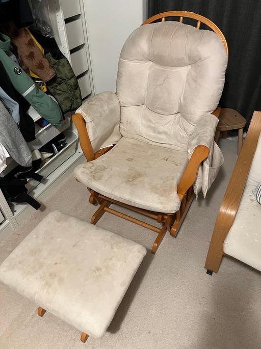 Buy & Sell White City West London - Photos for Rocking chair (wood)