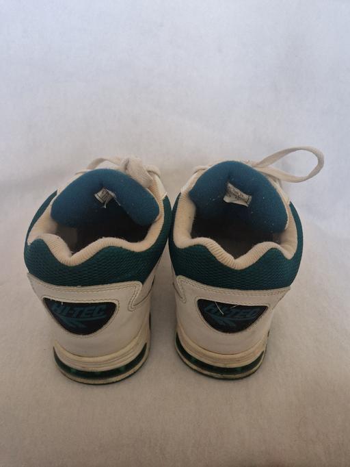 Buy & Sell Wandsworth South West London - Photos for Hi tech mens trainers size 8
