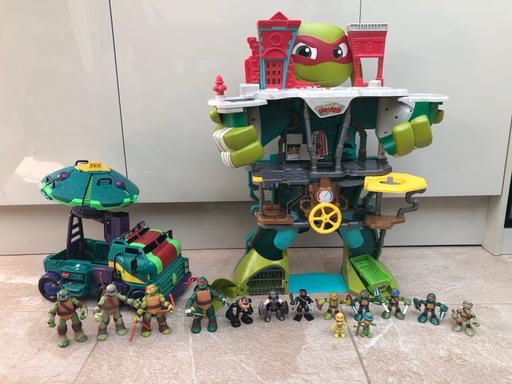 Buy & Sell Premier Business Park Walsall - Photos for TMNT Half Shell Headquarters, Truck & Figures
