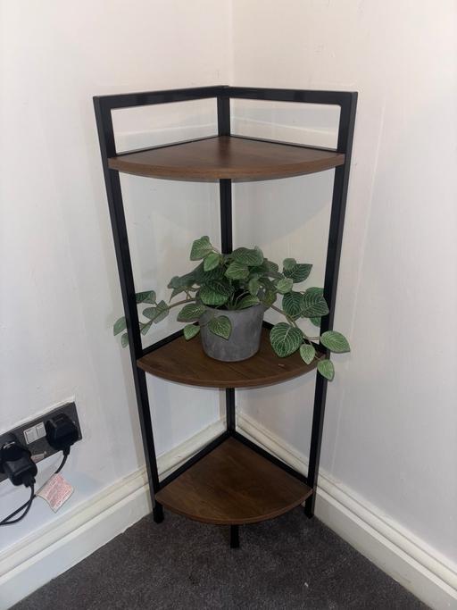 Buy & Sell Kingfisher Shopping Centre Redditch - Photos for 3 tier shelf