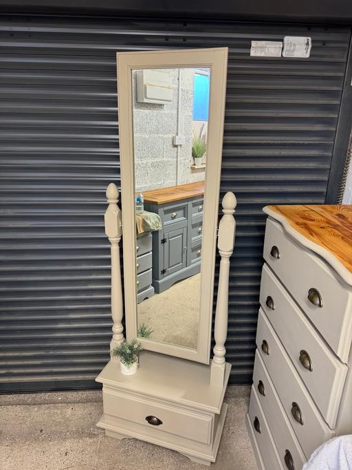 Buy & Sell Hoobrook Wyre Forest - Photos for Tall pine mirror