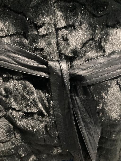 Buy & Sell Willenhall Walsall - Photos for Ladies fur coat