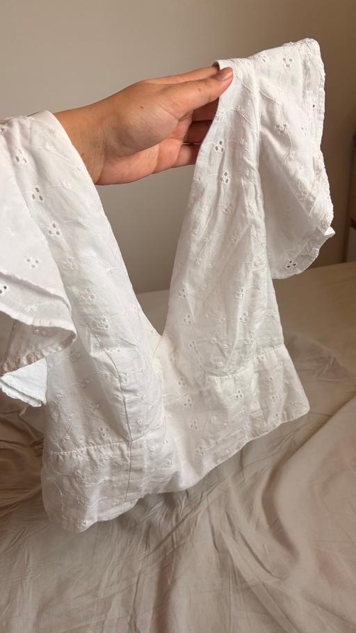 Buy & Sell Colnbrook Slough - Photos for White vacation crop top and maxi skirt set