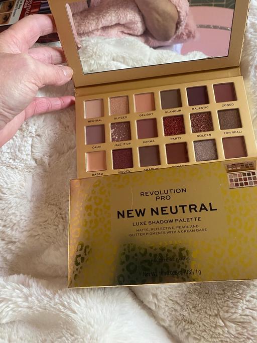 Buy & Sell Selly Oak Birmingham - Photos for Brand-new revolution luxe shadow palette