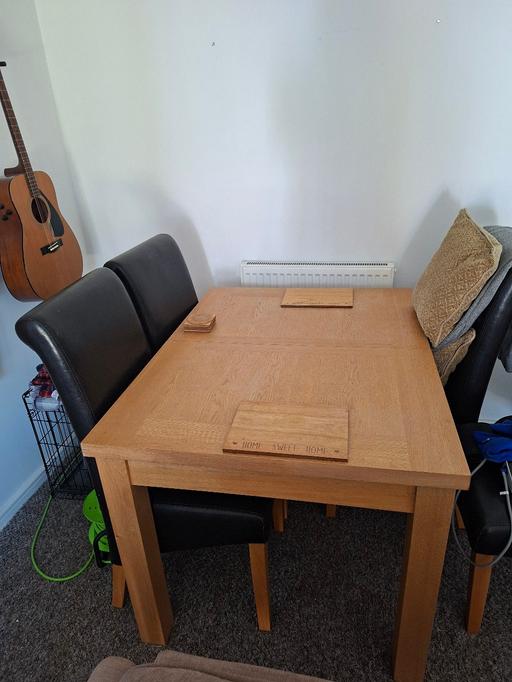 Buy & Sell Birchills Walsall - Photos for Dining Table