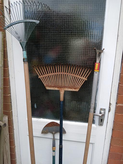 Buy & Sell Wedges Mills South Staffordshire - Photos for GARDEN TOOLS..SELL AS JOB LOT OR INDIVIDUAL