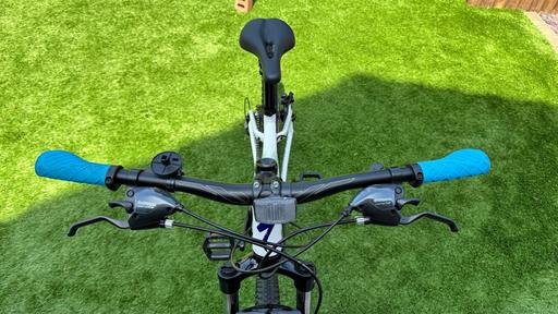 Buy & Sell Gornal Wood Dudley - Photos for Specialized A1 Premium Jynx 650B