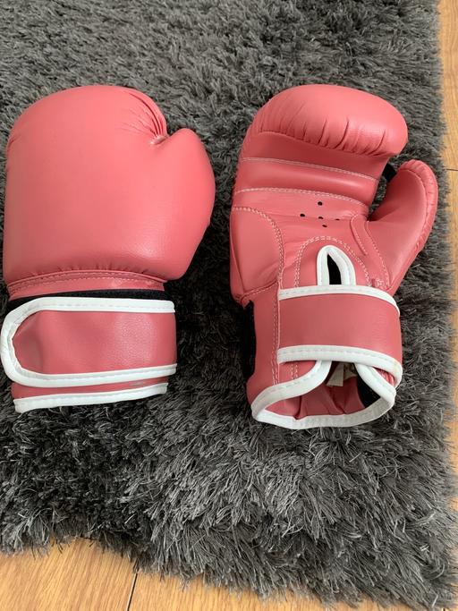 Buy & Sell Leamore Walsall - Photos for Children’s boxing gloves