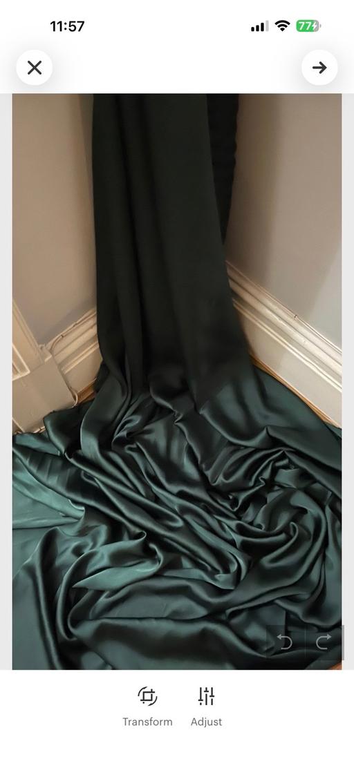 Buy & Sell Siddal Calderdale - Photos for 4 meter bottle green Charmuse satin fabric 58