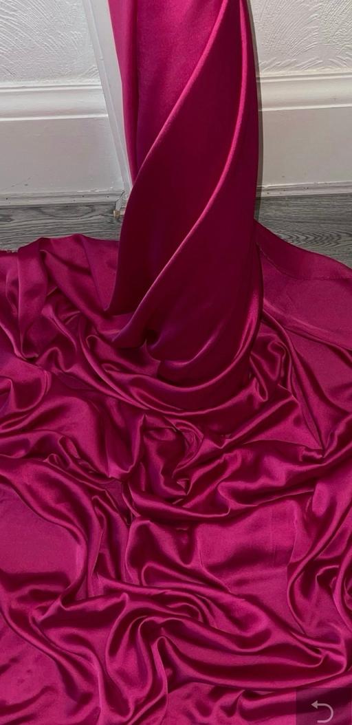 Buy & Sell Siddal Calderdale - Photos for 4 meter hot pink charmuse satin fabric 58”