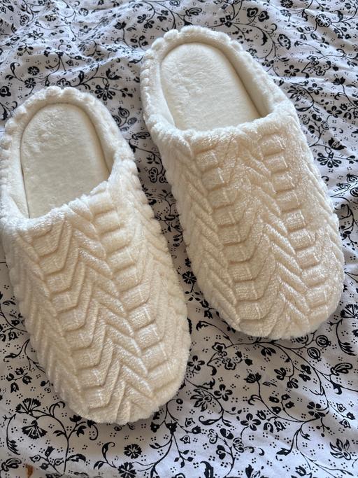 Buy & Sell Woodsetton Dudley - Photos for Ladies Slippers