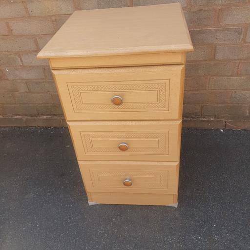 Buy & Sell Pensnett Dudley - Photos for 3 , Sets Of Drawers - Light & Dark Brown
