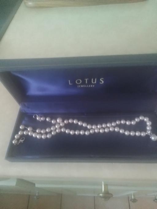 Buy & Sell Aldridge Walsall - Photos for LOTUS JEWELLERY NECKLACE