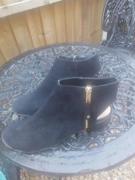 Buy & Sell Aldridge Walsall - Photos for LADIES TOELESS/BACKLESS SIDE ZIP SHOES