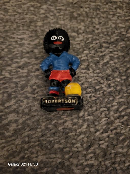 Buy & Sell Carshalton Sutton - Photos for Golly Football Figure