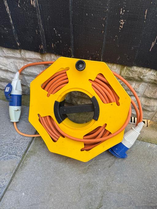 Buy & Sell Hunts Cross Knowsley - Photos for Electric caravan/motorhome hook up lead