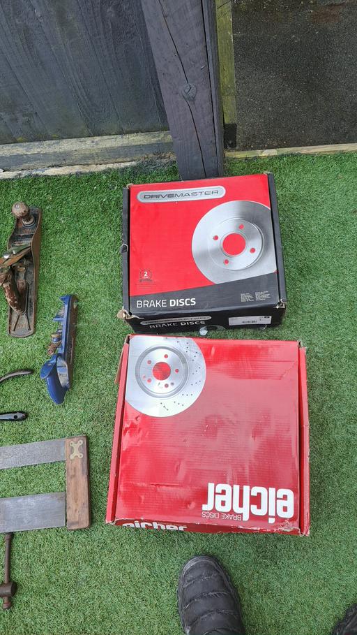 Vehicles Pendlebury Salford - Photos for brakes