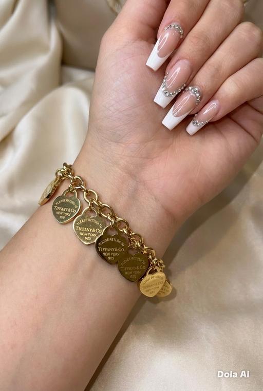 Buy & Sell Yew Tree Estate Sandwell - Photos for Gold Plated Heart Charm Bracelet