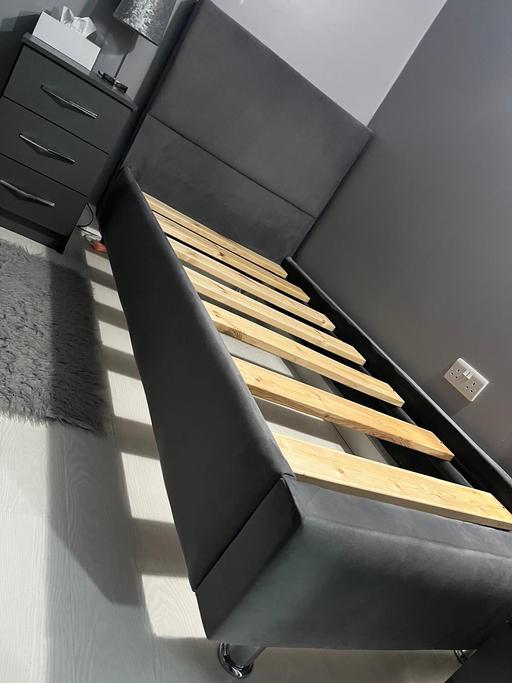 Buy & Sell Maypole Birmingham - Photos for Velvet Single bed with mattress