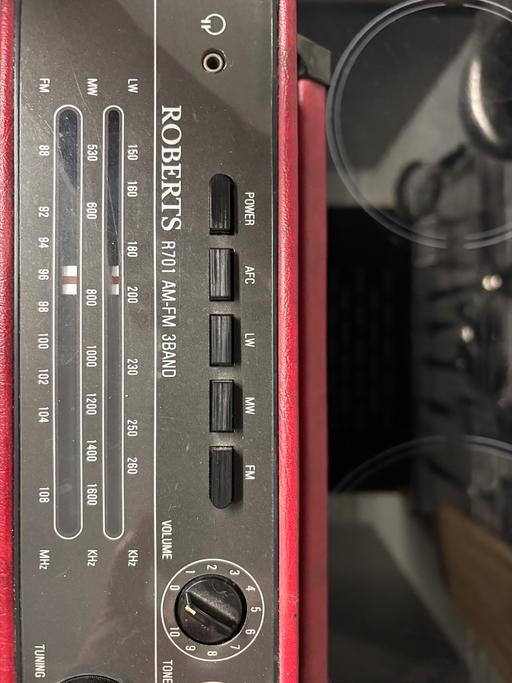 Buy & Sell Thamesmead South East London - Photos for Robert’s radio