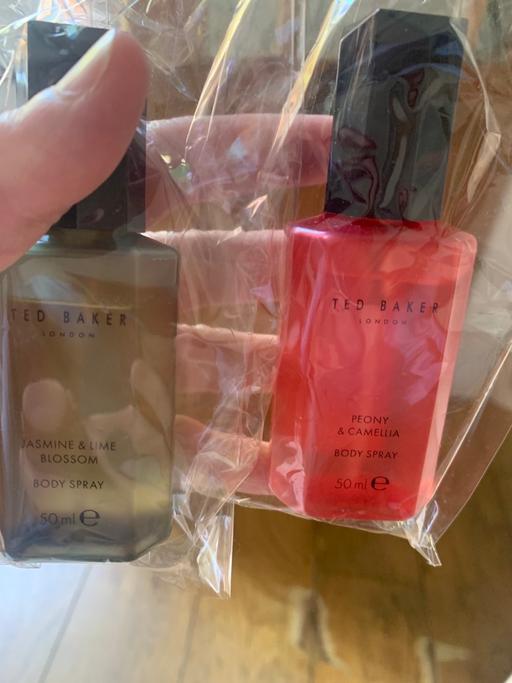 Buy & Sell Radcliffe Bury - Photos for Perfume